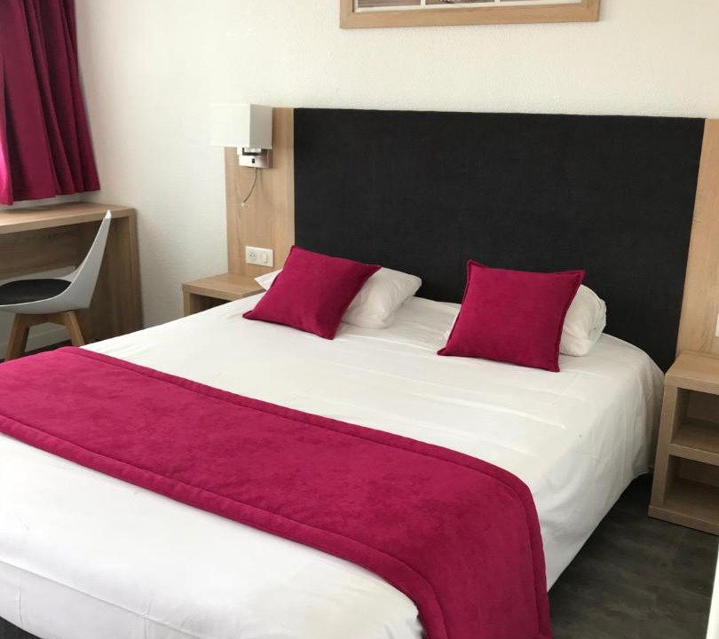 Photo of Others in Hem