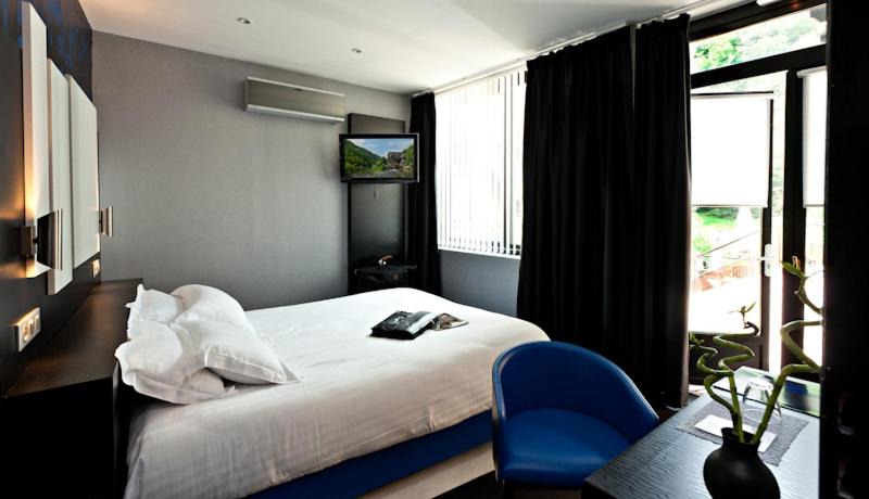 Photo of Bedroom in Conques