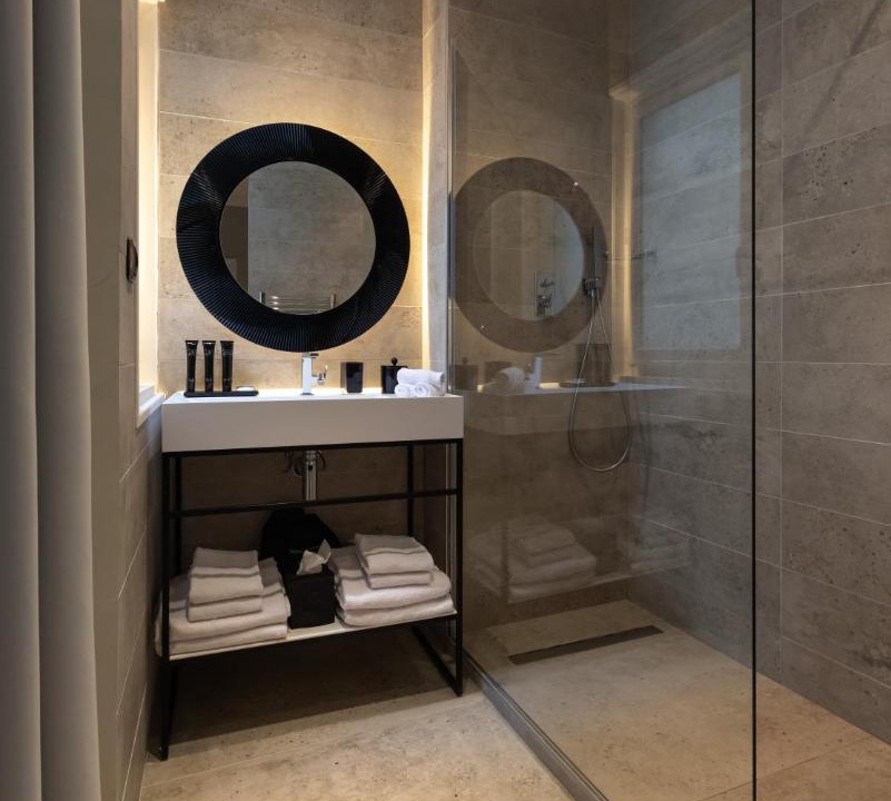 Photo of Bathroom in Odeon