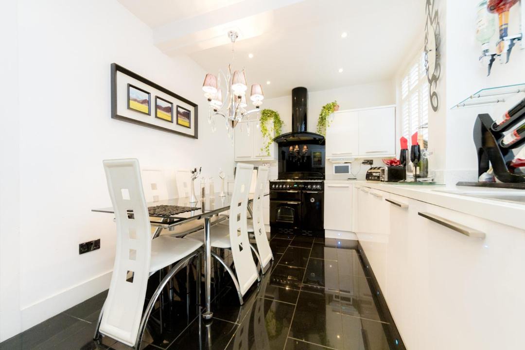 Photo of Kitchen in Graveney