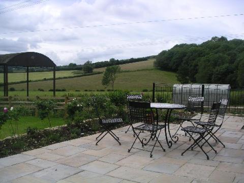 Photo of Others in West Knoyle