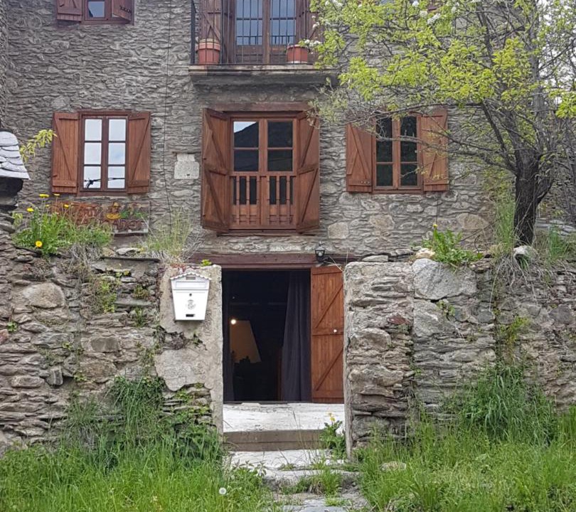 Photo of Others in Unarre