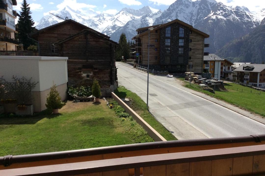 Photo of Buildings in Graechen