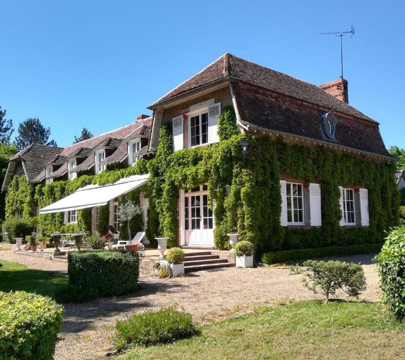 Photo of Others in Montcresson