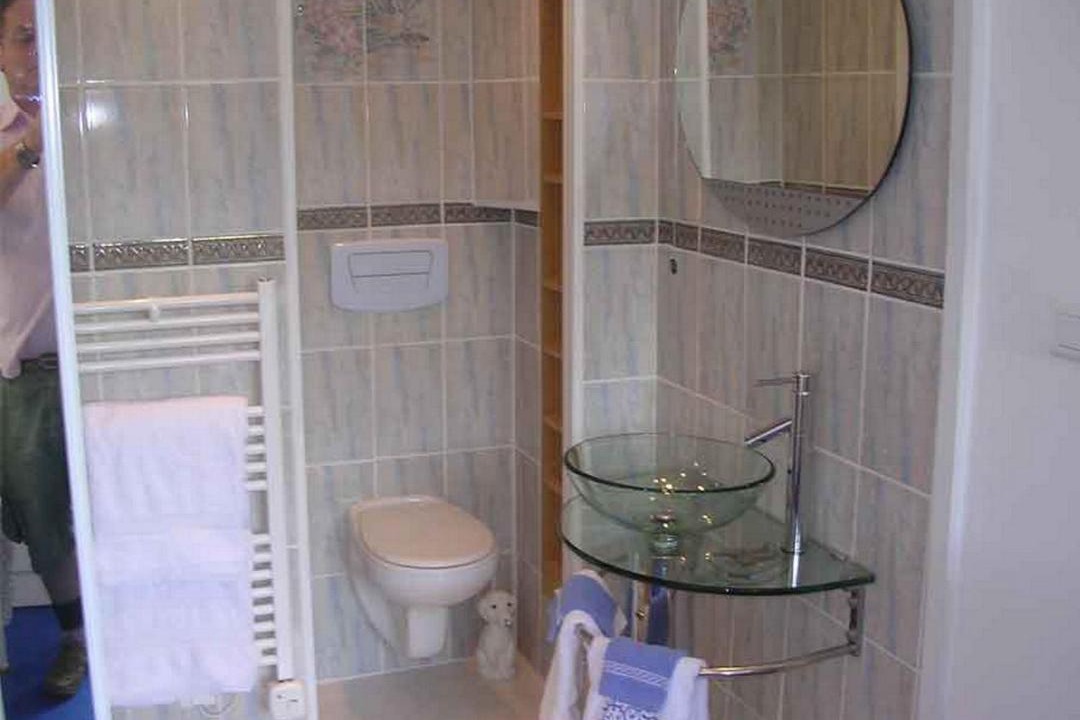 Photo of Bathroom in Dinan