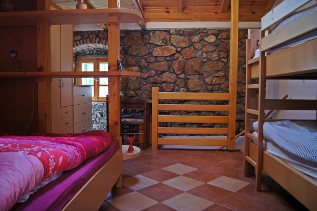 Photo of Bedroom in Cres