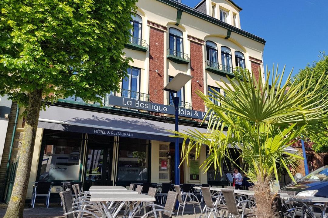 Photo of Others in Albert