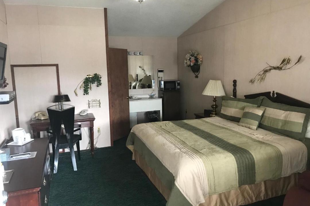 Photo of Others in Town of Reading