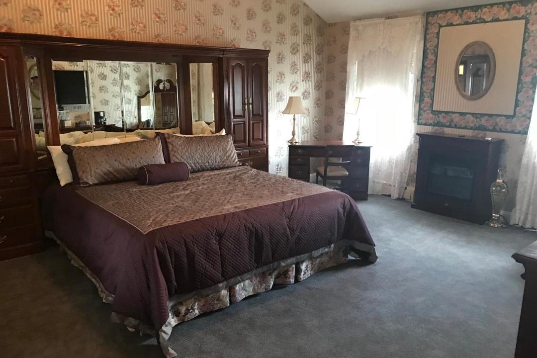 Photo of Bedroom in Town of Reading