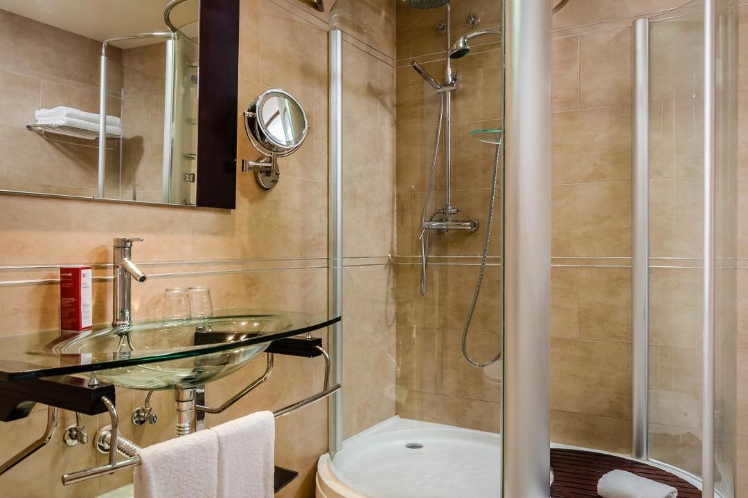 Photo of Bathroom in Cunit