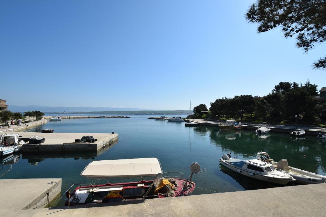 Photo of Others in Porat