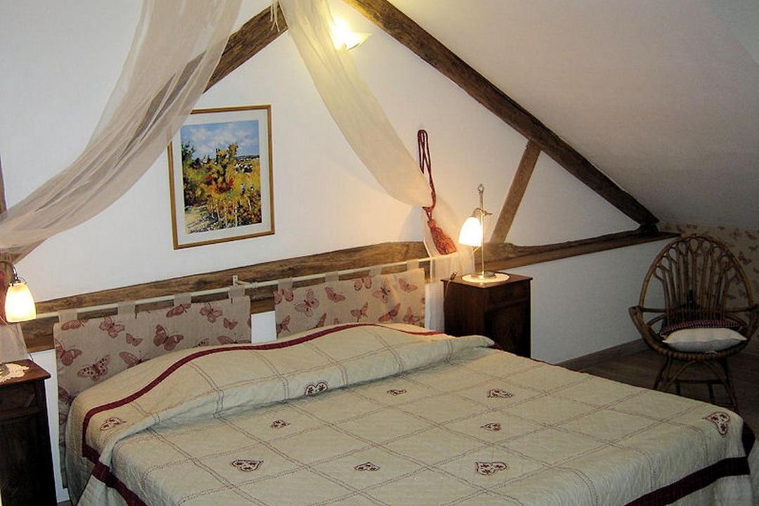 Photo of Bedroom in Saint-Nicolas-les-Citeaux