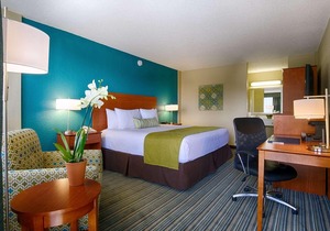 Best Western on The Bay Inn & Marina