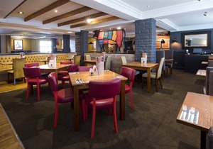 London Romford (Mercury Gardens)