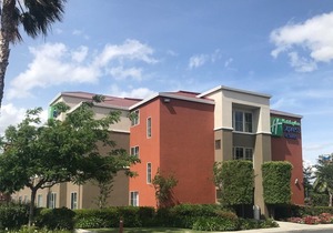 Holiday Inn Express & Suites Tracy, an Ihg Hotel