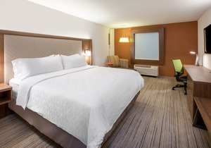 Holiday Inn Express & Suites Warrensburg North, an Ihg Hotel