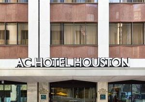 AC Hotel by Marriott Houston Downtown