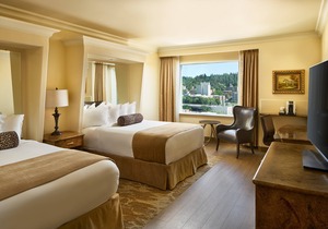 The Davenport Tower, Autograph Collection