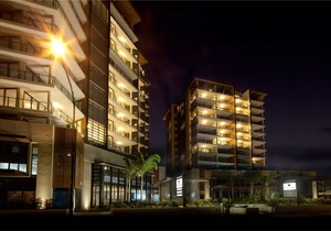 Oaks Redcliffe Mon Komo Suites