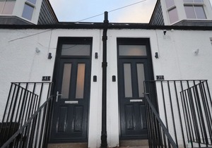 Dollar Apartments at 41