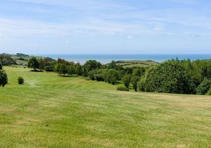 2 bedroom accommodation in Llanrhystud, Cardiganshire