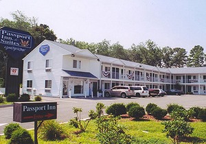 Passport Inn & Suites