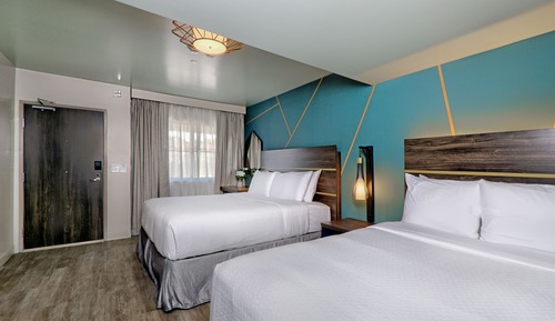 Deluxe Suite, Multiple Beds, Accessible, Non Smoking