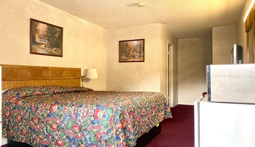 Economy Room