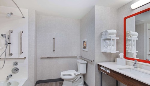 Room, 1 King Bed, Accessible (Hearing)