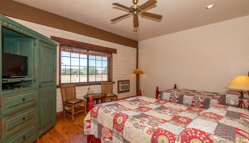 Double Bed Room - Downstairs