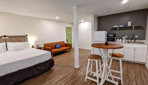Premium Single Room