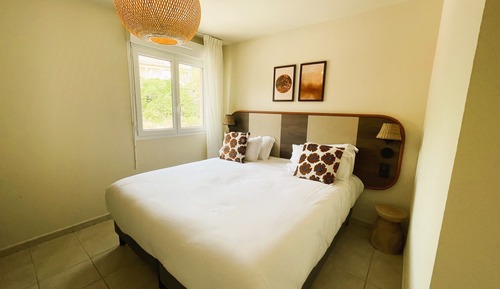 Appart Hotel Cote Garrigue