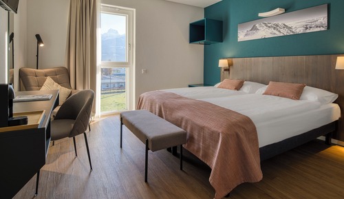 Standard Double Room, 1 Queen Bed, Garden View