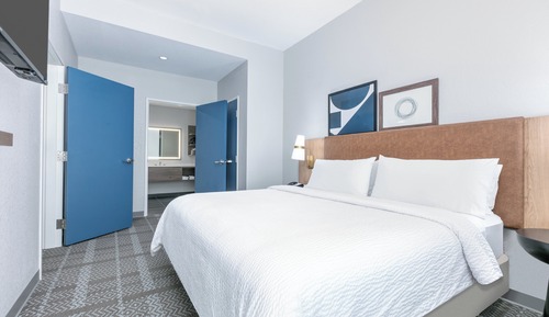 Suite, 2 Bedrooms, Accessible, Kitchen (Mobility Accessible)