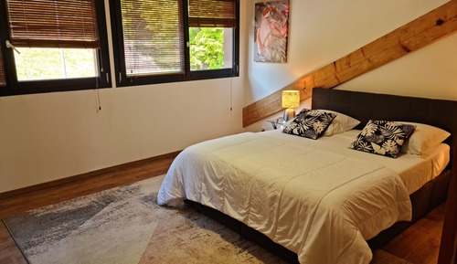 Economy Studio
