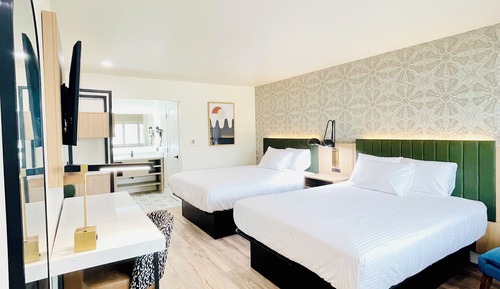 Family Room, 2 Bedrooms