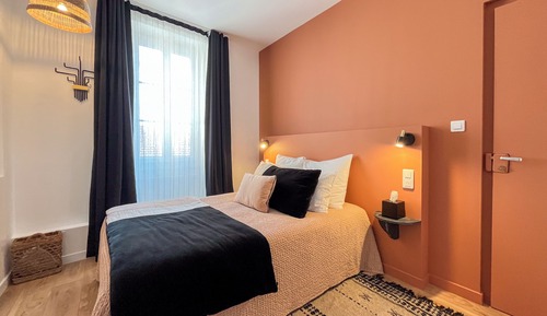 Economy Double Room (sanitaires partagés sur le palier)