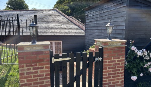 Premium Double Room, Ensuite, Courtyard View