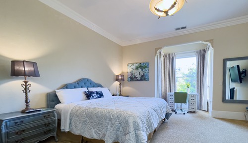 Superior Room, 1 King Bed