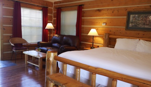 House, 1 King Bed, Kitchen, Annex Building (Avalanche Lake)