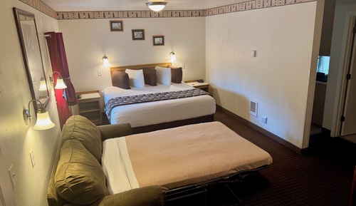 Full Kitchen Single King No Pets