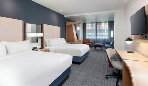 Studio, 2 Queen Beds (Hearing Accessible)