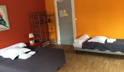 Family Room (for 5 persons)