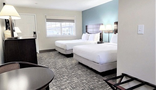 Deluxe Room, 2 Queen Beds