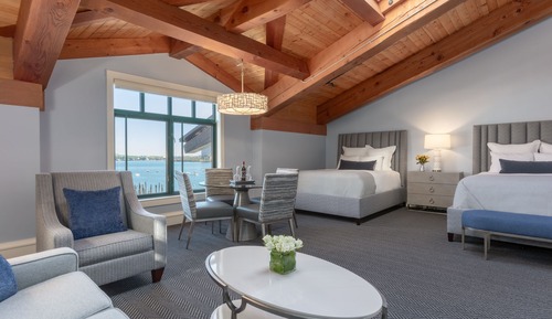 Deluxe Room, 2 Queen Beds with Sofa bed, Harbor View