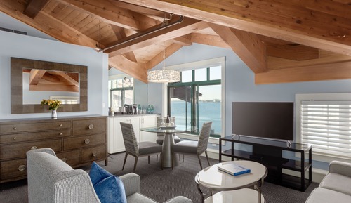 Corner Room 1 King, with Sofa Bed, Harbor View