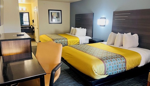 Standard Room, 2 Queen Beds, Non Smoking