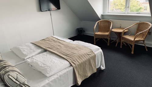 Economy Triple Room, Private Bathroom