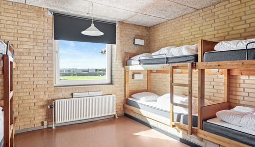 Economy Room, Shared Bathroom