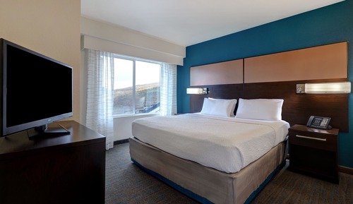 Suite, 1 King Bed with Sofa bed (Mobility Accessible, Tub)